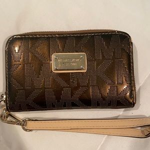Michael Kors Wristlet